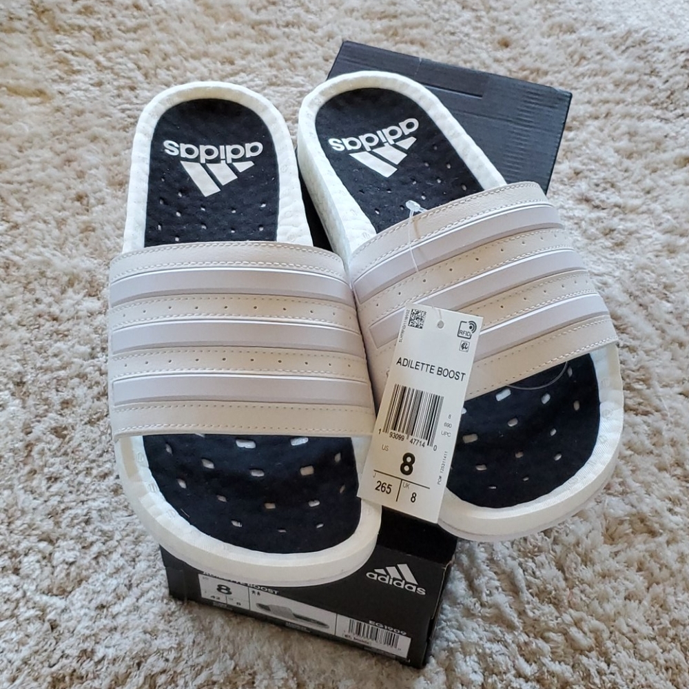 Unisex Adidas Adilette Boost Slides in White